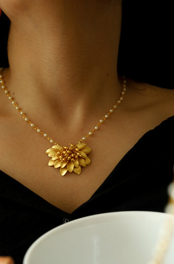 Mayflower Pendant Necklace